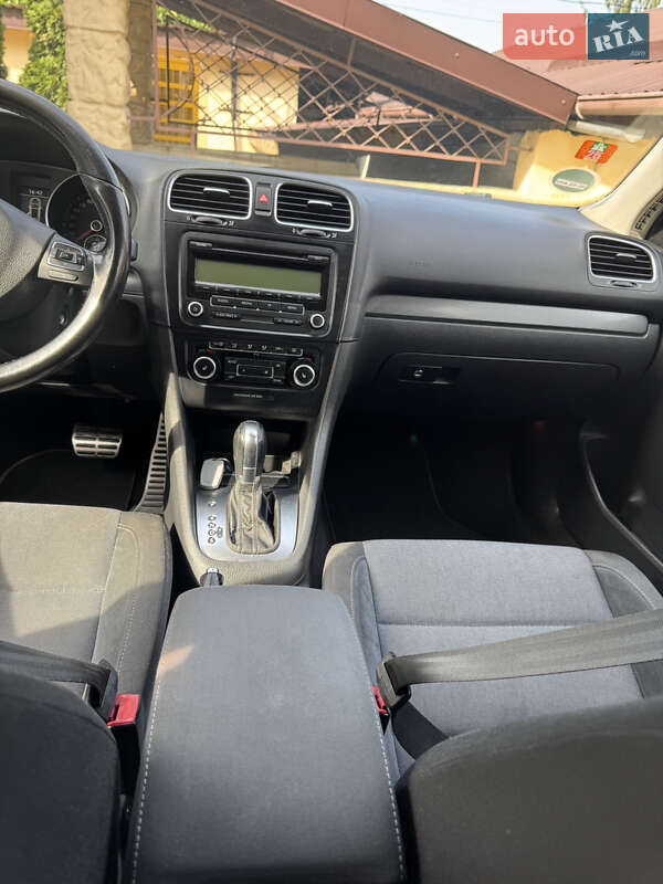 Универсал Volkswagen Golf 2011 в Каменец-Подольском