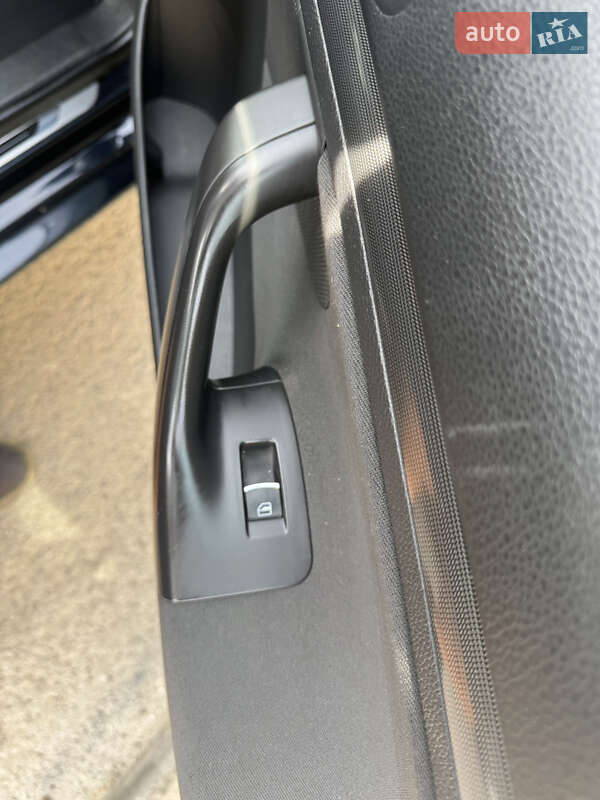 Универсал Volkswagen Golf 2011 в Каменец-Подольском