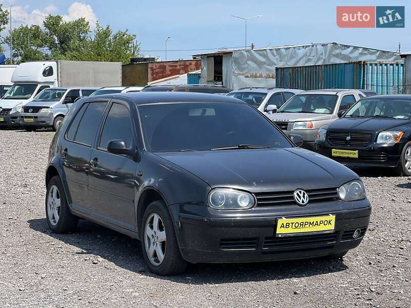 Volkswagen Golf 2000