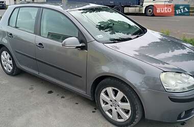 Хэтчбек Volkswagen Golf 2005 в Виннице