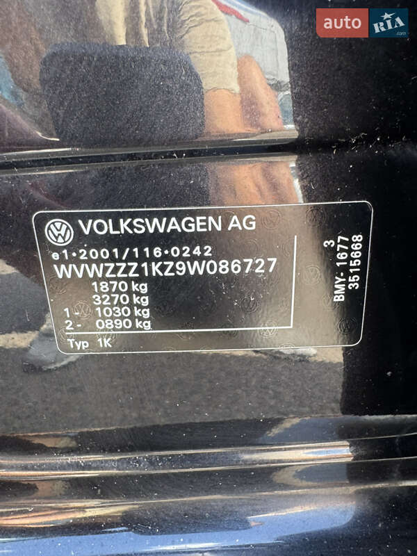 Хэтчбек Volkswagen Golf 2008 в Ковеле