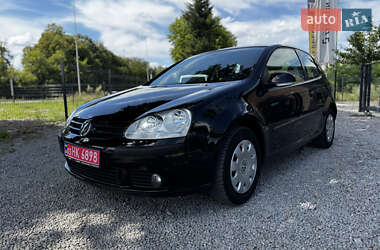 Хэтчбек Volkswagen Golf 2005 в Виннице