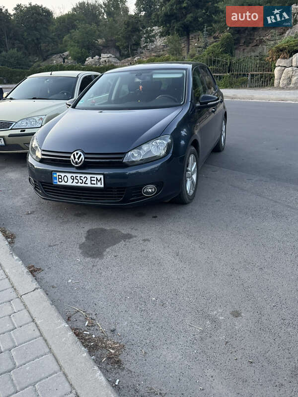 Хетчбек Volkswagen Golf 2012 в Крижополі