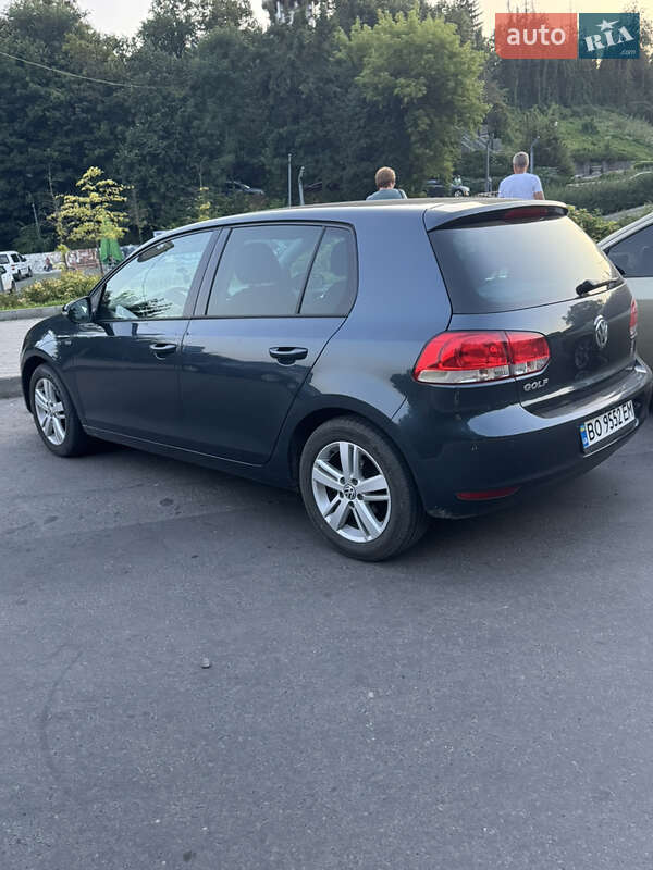 Хетчбек Volkswagen Golf 2012 в Крижополі