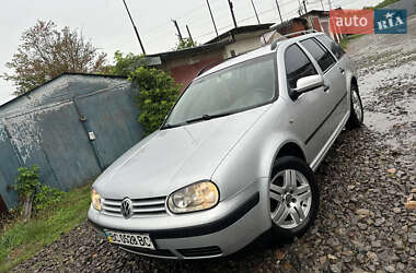 Універсал Volkswagen Golf 2003 в Стрию
