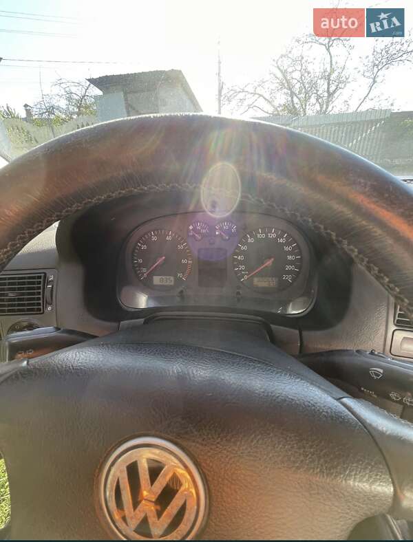 Хетчбек Volkswagen Golf 2000 в Кременчуці