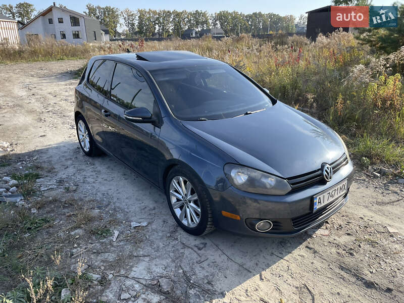 Хетчбек Volkswagen Golf 2012 в Києві