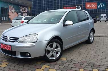 Хэтчбек Volkswagen Golf 2008 в Луцке