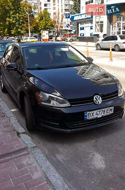 Хетчбек Volkswagen Golf 2016 в Хмельницькому