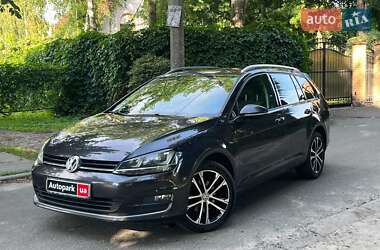 Універсал Volkswagen Golf 2015 в Києві