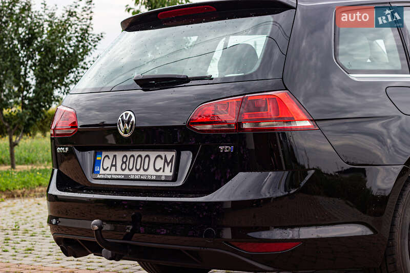 Універсал Volkswagen Golf 2015 в Черкасах