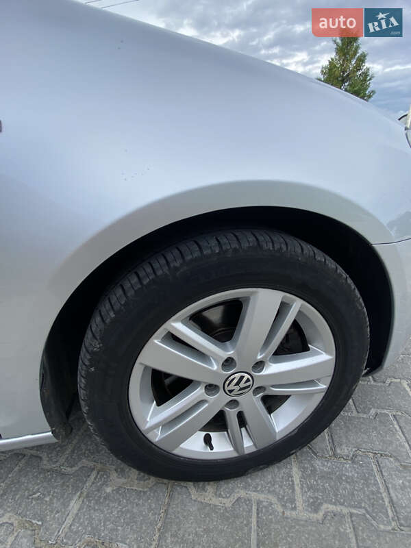 Универсал Volkswagen Golf 2013 в Новояворовске