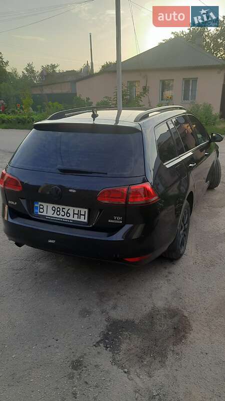 Универсал Volkswagen Golf 2013 в Полтаве