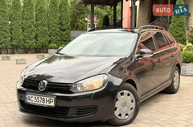 Універсал Volkswagen Golf 2009 в Тернополі