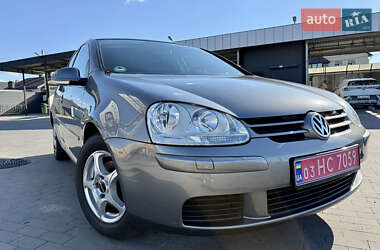 Хэтчбек Volkswagen Golf 2005 в Белой Церкви
