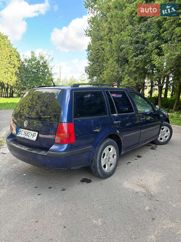 Универсал Volkswagen Golf 2001 в Каменке-Бугской