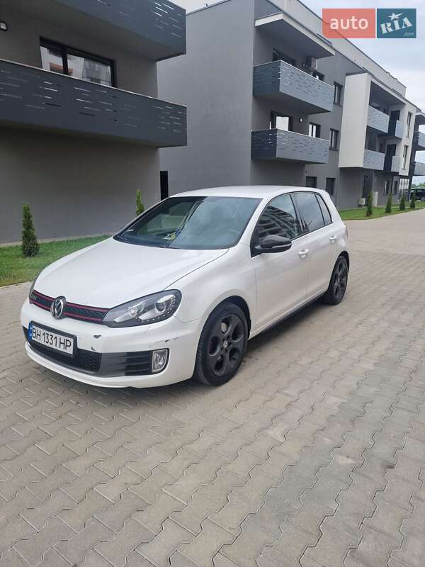 Хэтчбек Volkswagen Golf 2011 в Одессе