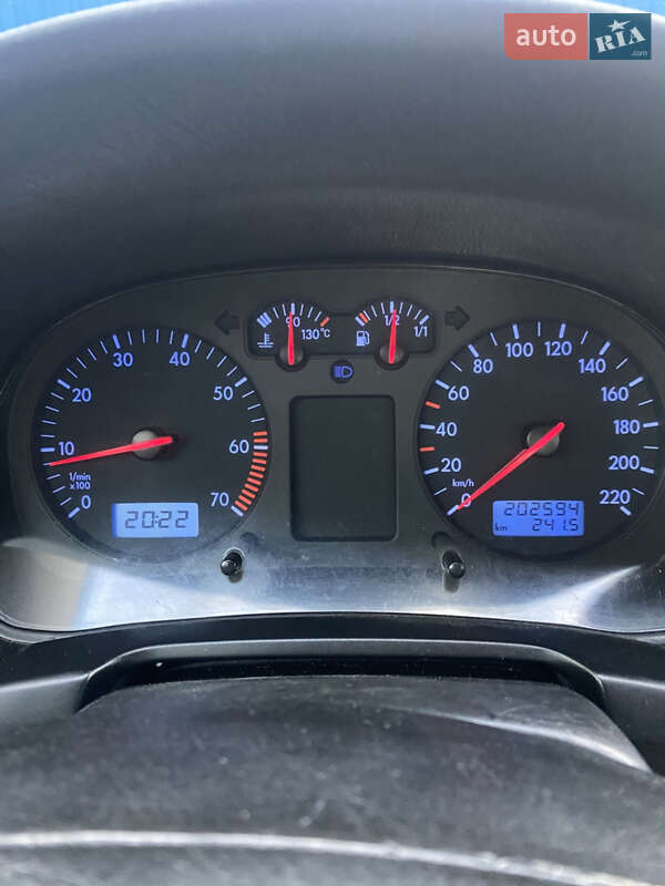 Хэтчбек Volkswagen Golf 1999 в Львове