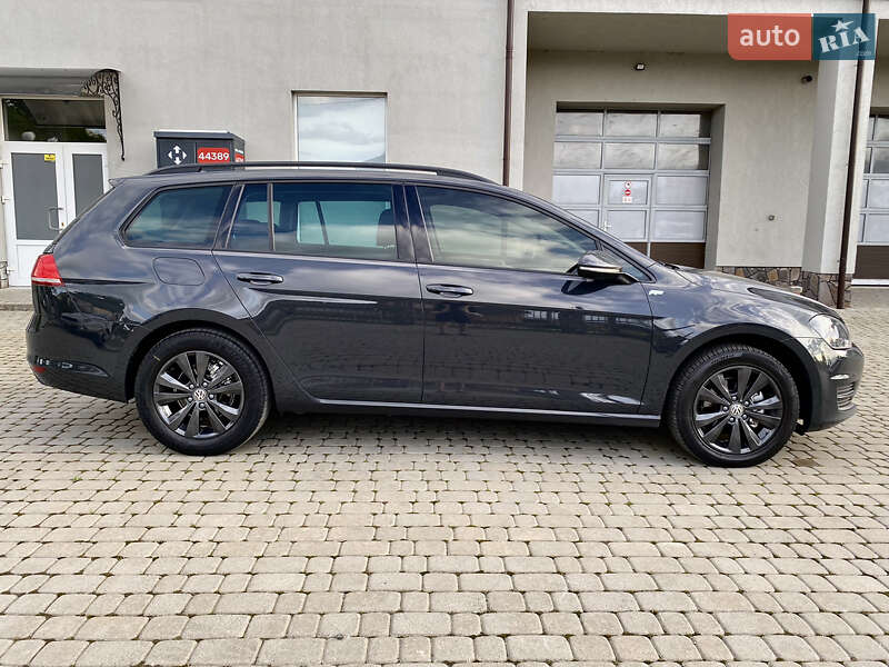 Универсал Volkswagen Golf 2014 в Мукачево