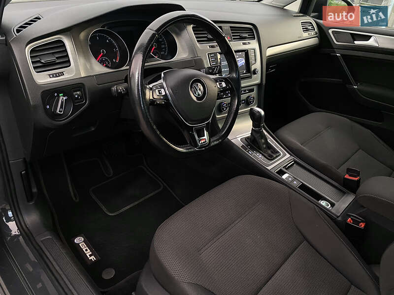 Универсал Volkswagen Golf 2014 в Мукачево