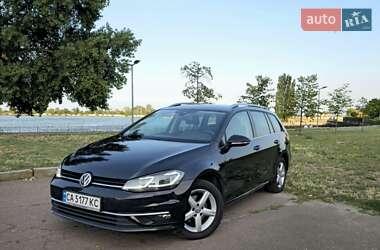 Универсал Volkswagen Golf 2020 в Черкассах