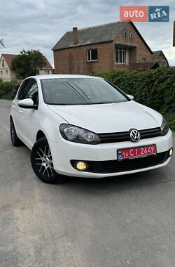 Хэтчбек Volkswagen Golf 2009 в Виннице