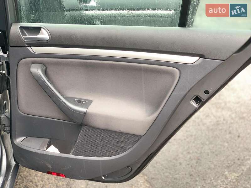 Хэтчбек Volkswagen Golf 2005 в Виннице фото 19 Хэтчбек Volkswagen Golf 2005 в Виннице