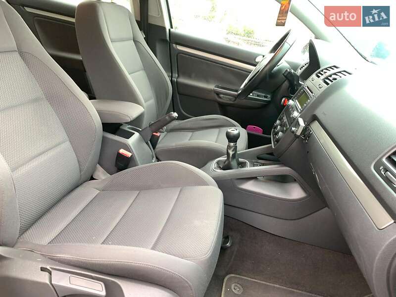 Хэтчбек Volkswagen Golf 2005 в Виннице фото 30 Хэтчбек Volkswagen Golf 2005 в Виннице