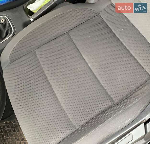 Хэтчбек Volkswagen Golf 2007 в Нежине