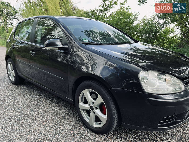 Хэтчбек Volkswagen Golf 2005 в Киеве фото 2 Хэтчбек Volkswagen Golf 2005 в Киеве