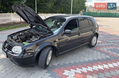 Хэтчбек Volkswagen Golf 1998 в Теофиполе