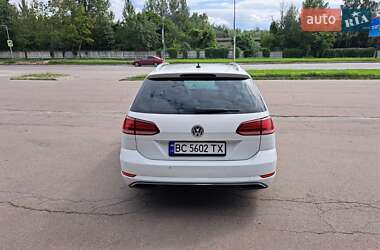 Универсал Volkswagen Golf 2020 в Львове