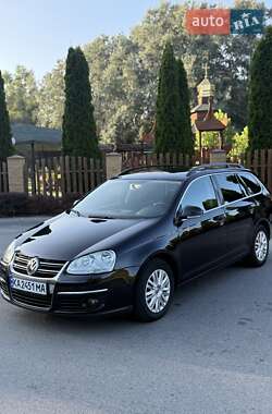 Універсал Volkswagen Golf 2007 в Дніпрі