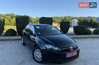 Хэтчбек Volkswagen Golf 2011 в Днепре
