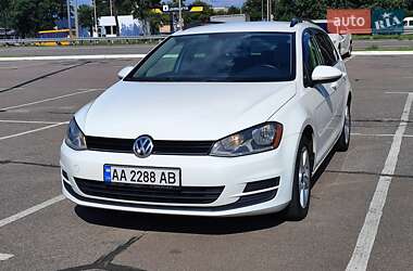 Универсал Volkswagen Golf 2015 в Киеве