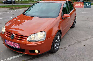 Хетчбек Volkswagen Golf 2006 в Вінниці
