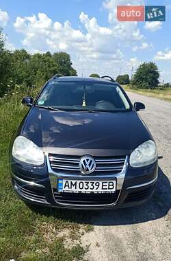 Універсал Volkswagen Golf 2008 в Чуднові