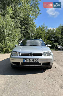 Универсал Volkswagen Golf 2001 в Житомире