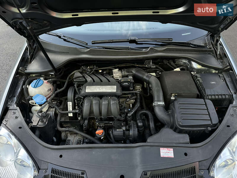 Універсал Volkswagen Golf 2008 в Рівному