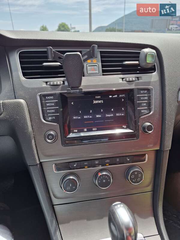 Хэтчбек Volkswagen Golf 2012 в Тячеве