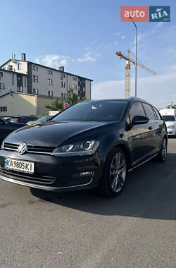 Универсал Volkswagen Golf 2014 в Киеве
