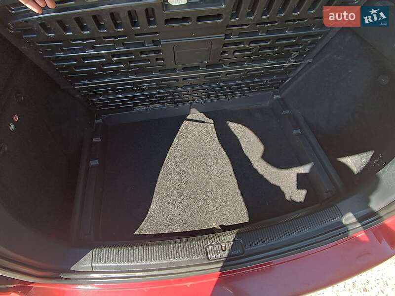 Універсал Volkswagen Golf 2008 в Рівному