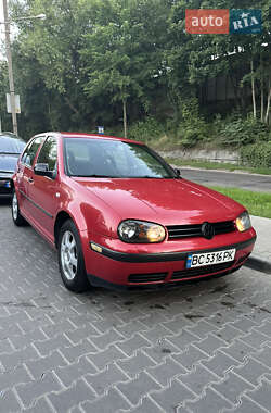 Хэтчбек Volkswagen Golf 2003 в Львове