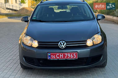 Універсал Volkswagen Golf 2010 в Вінниці