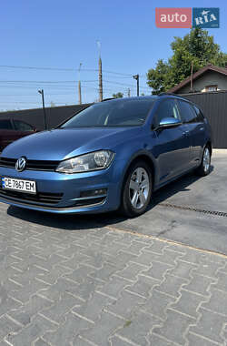 Універсал Volkswagen Golf 2015 в Чернівцях