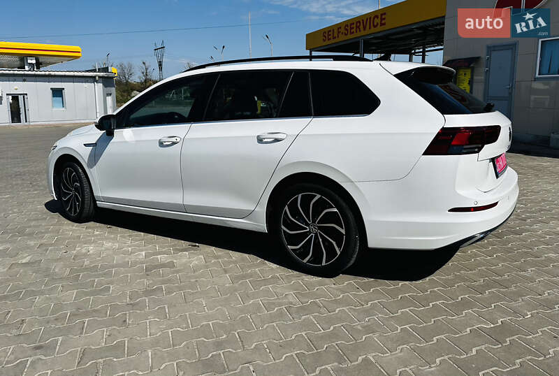 Універсал Volkswagen Golf 2021 в Луцьку