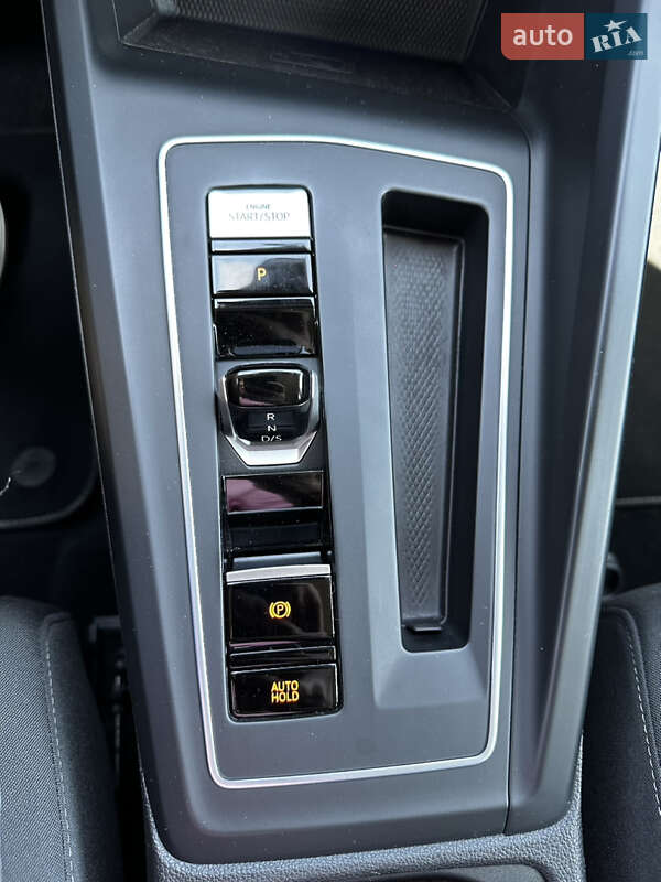 Універсал Volkswagen Golf 2021 в Луцьку