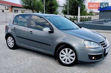 Хэтчбек Volkswagen Golf 2007 в Запорожье