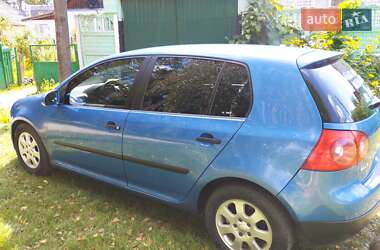 Хетчбек Volkswagen Golf 2004 в Звягелі