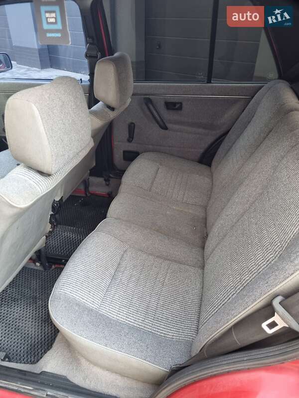 Хетчбек Volkswagen Golf 1988 в Івано-Франківську фото 12 Хетчбек Volkswagen Golf 1988 в Івано-Франківську
